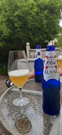 Läs mer om artikeln 1664 Blanc