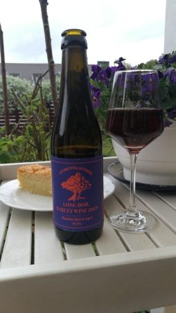 Läs mer om artikeln O/O Long boil barley wine bourbon barrel aged (2019)