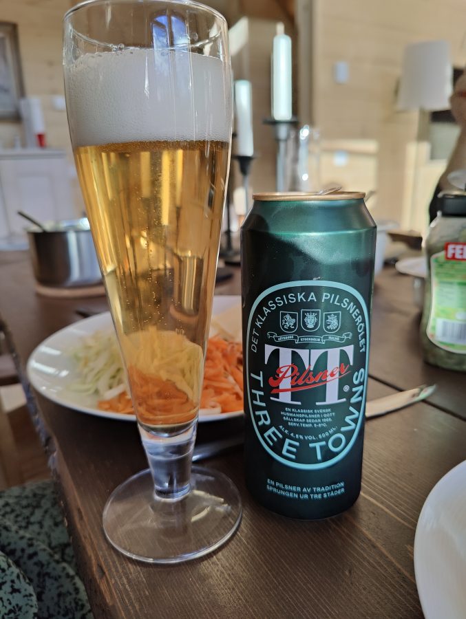 Du visar för närvarande Three towns pilsner