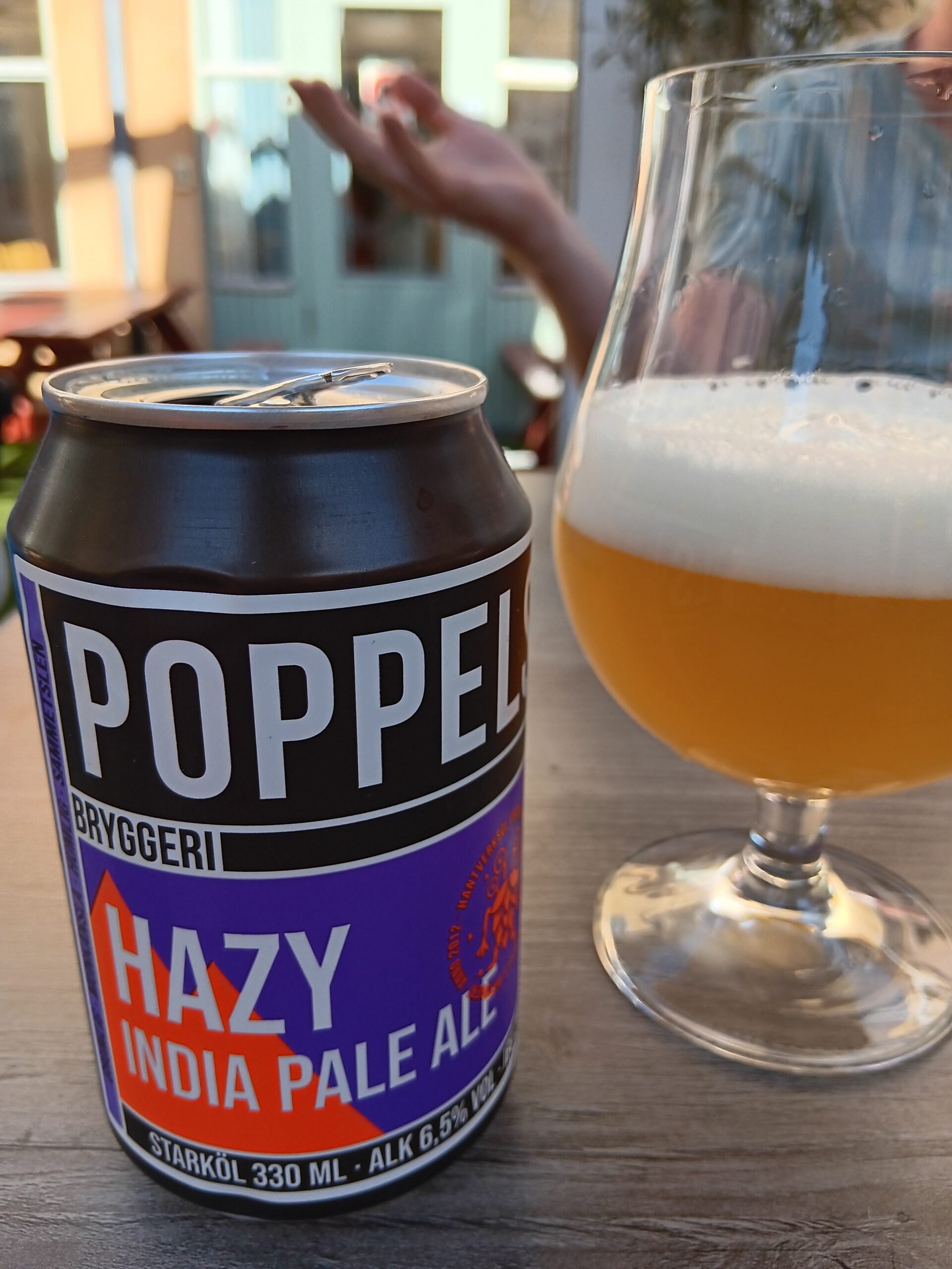 Läs mer om artikeln Poppels Hazy ipa – öl och läsk