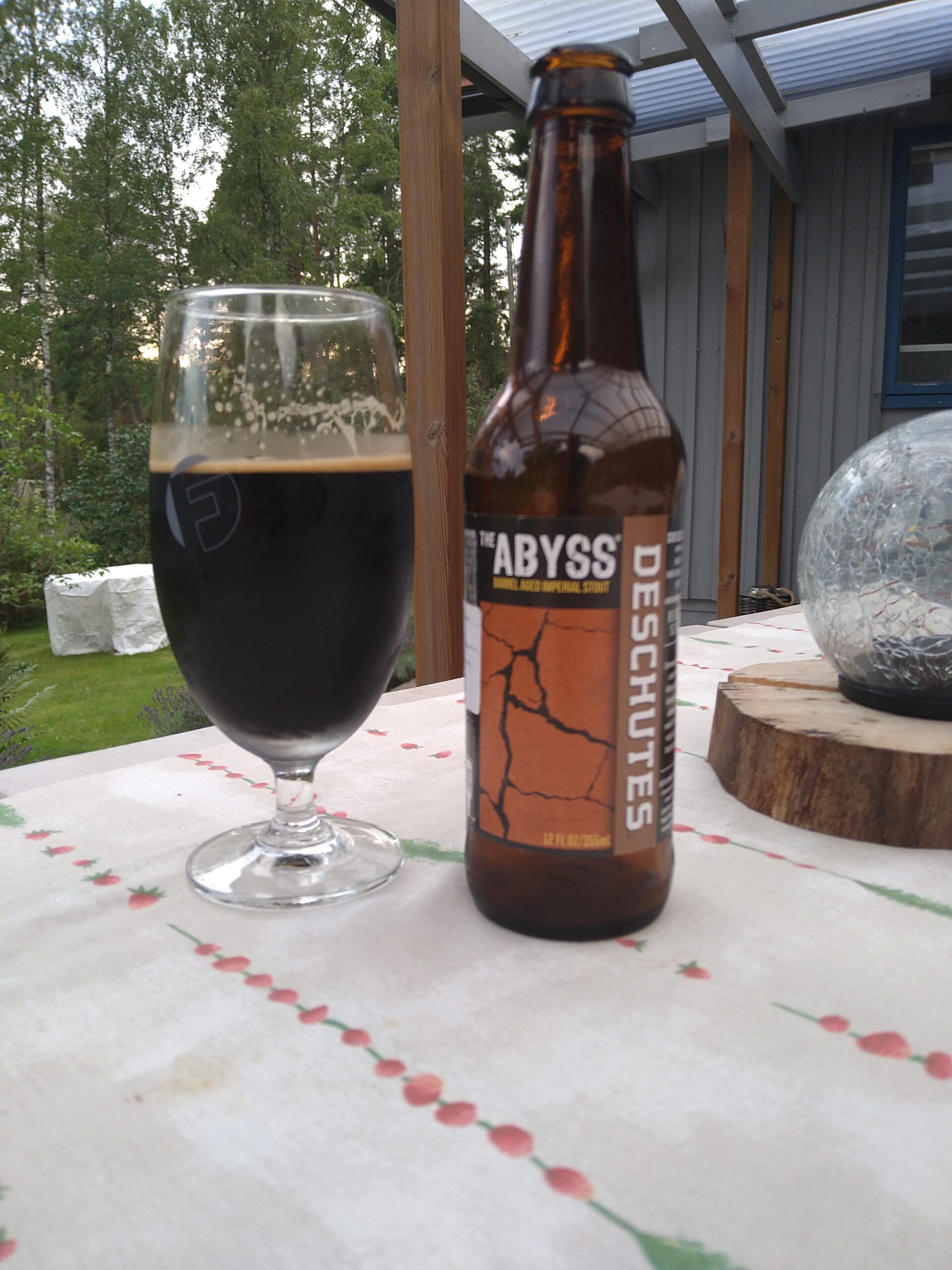 Läs mer om artikeln The Abyss Barrel Aged Imperial Stout