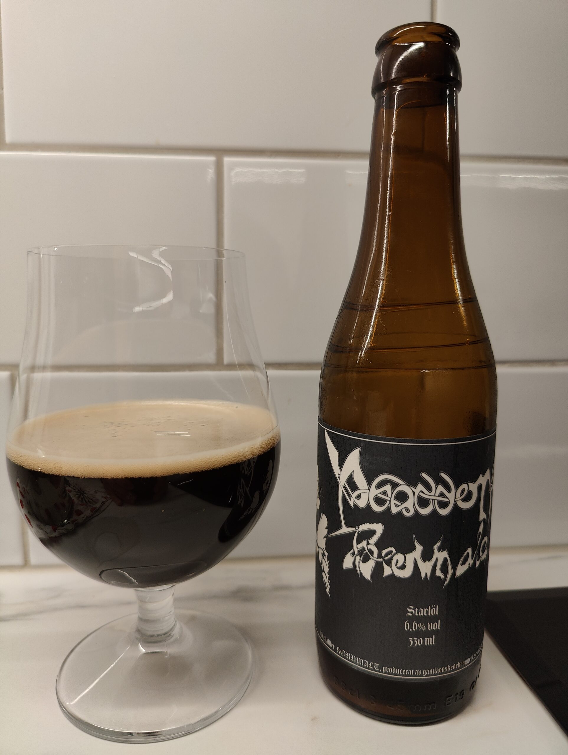 Du visar för närvarande Gamla Enskede Bryggeri Abaddon Brown Ale