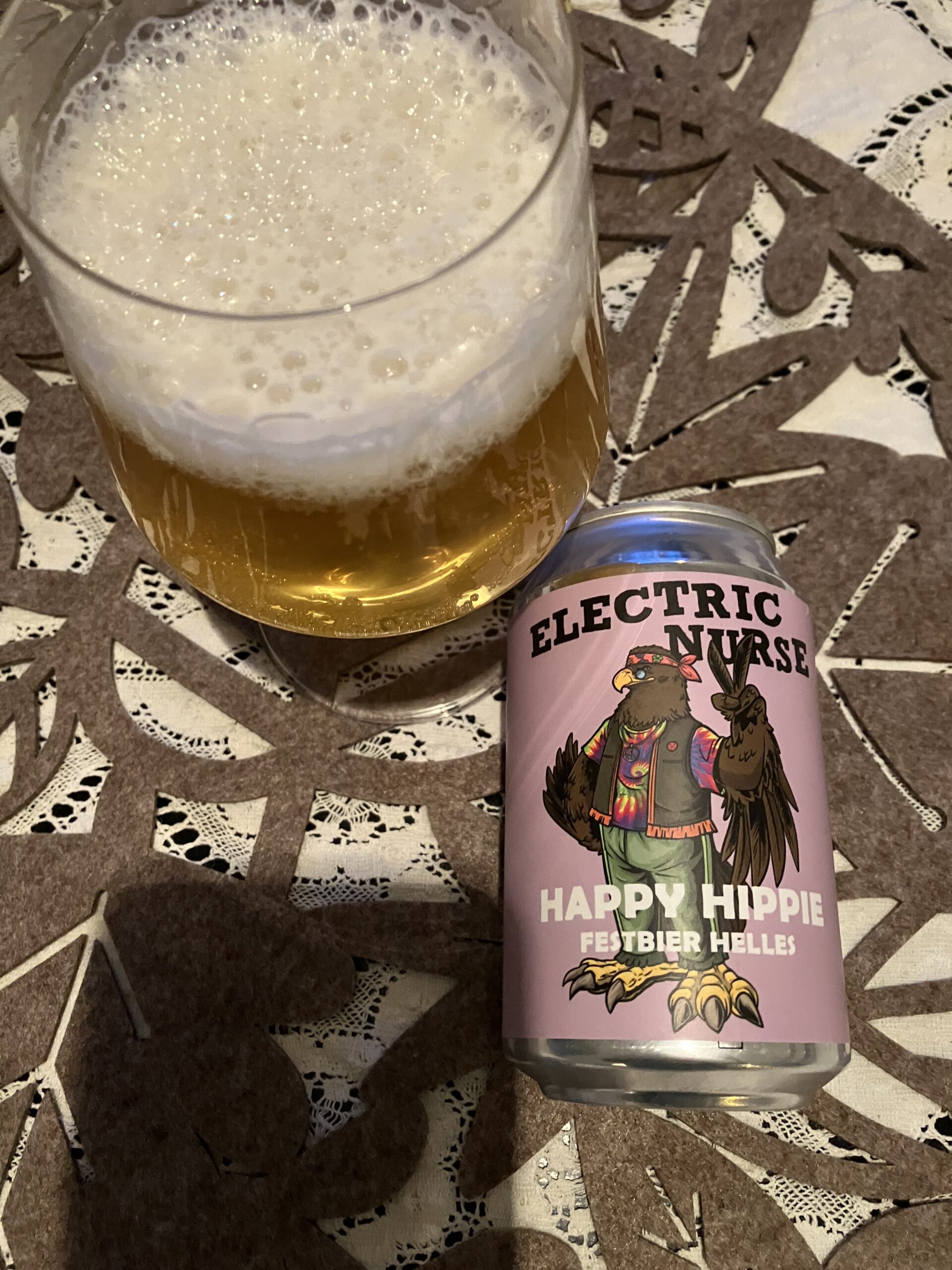 Du visar för närvarande Happy Hippie