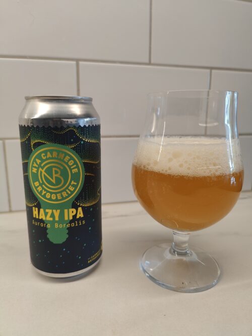 Läs mer om artikeln Neya Carnegiebryggeriet Hazy IPA Aurora Borealis