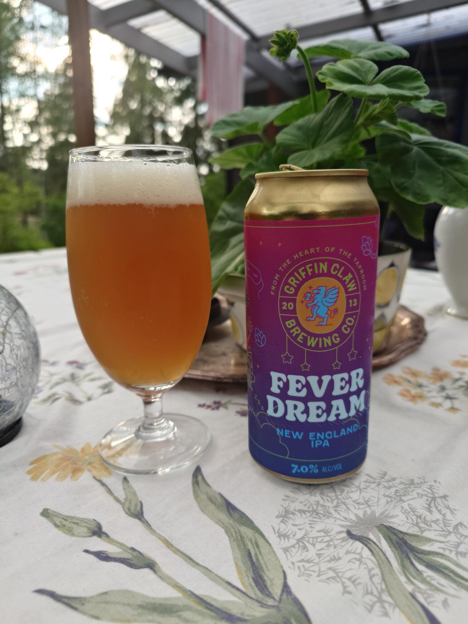 Du visar för närvarande Fever Dream New England IPA