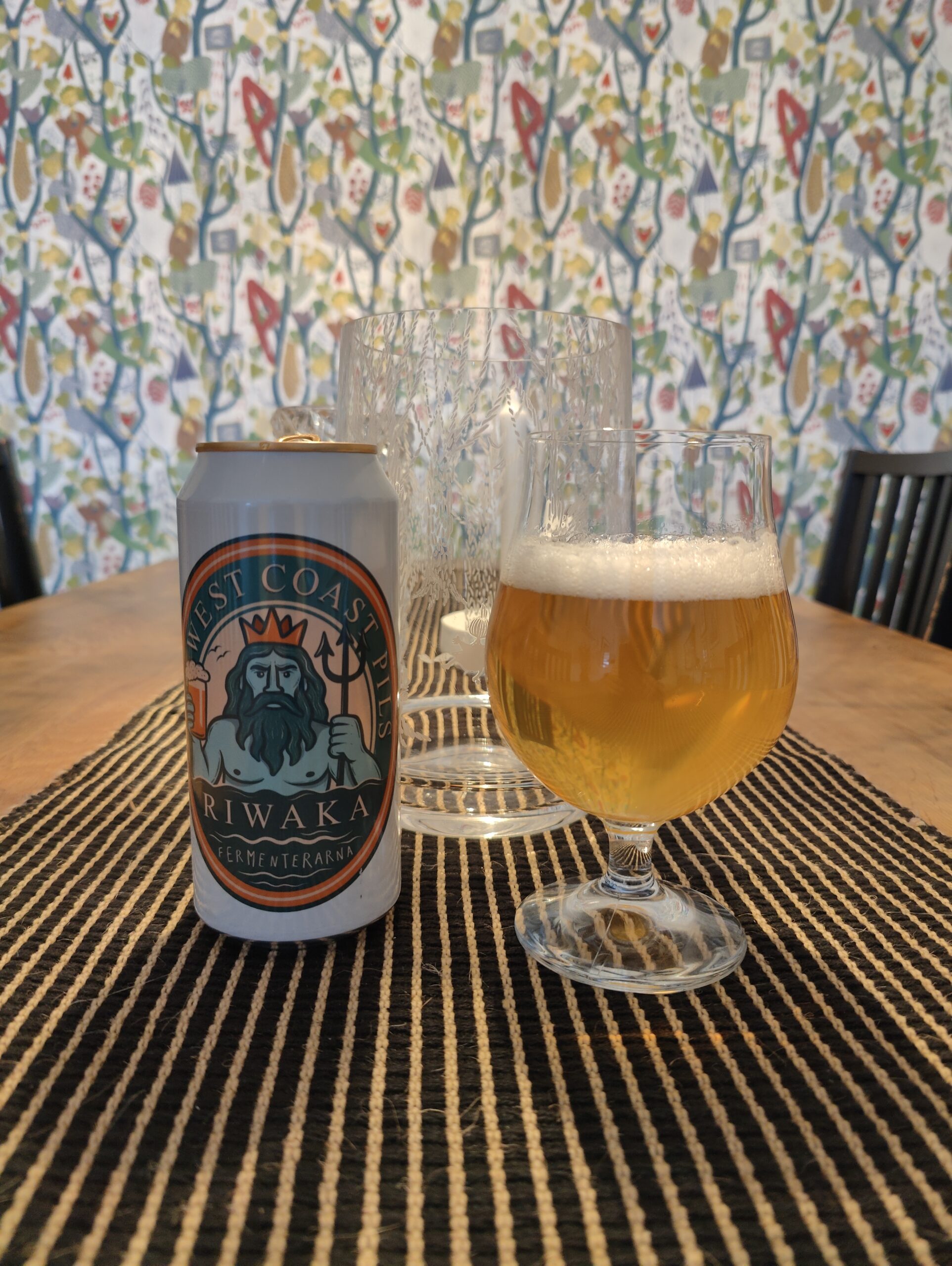 Du visar för närvarande Fermenterarna West Coast Pils Riwaka