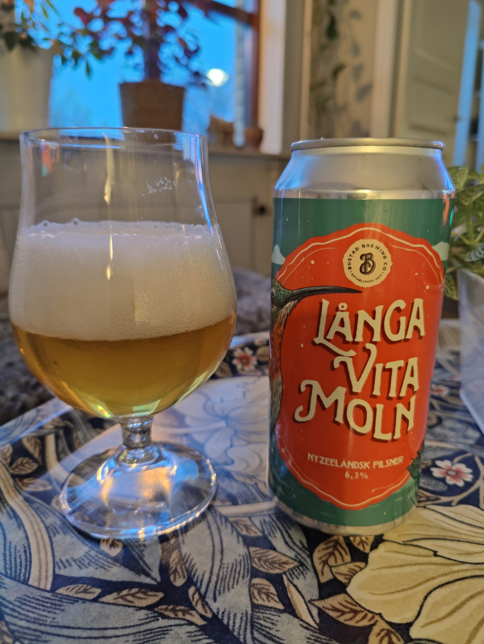 Läs mer om artikeln Bustad Brewing Långa Vita Moln
