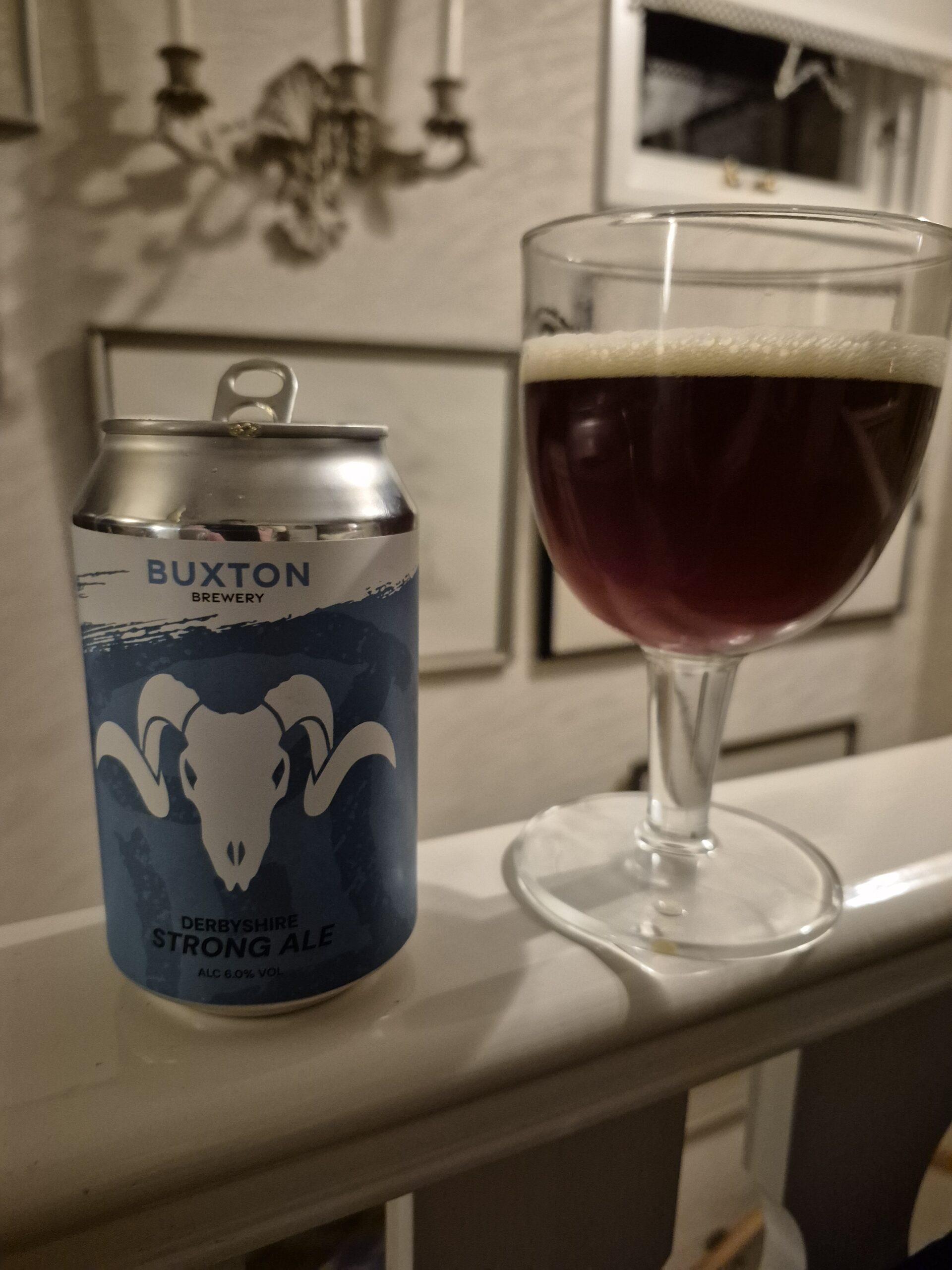 Du visar för närvarande Buxton strong ale