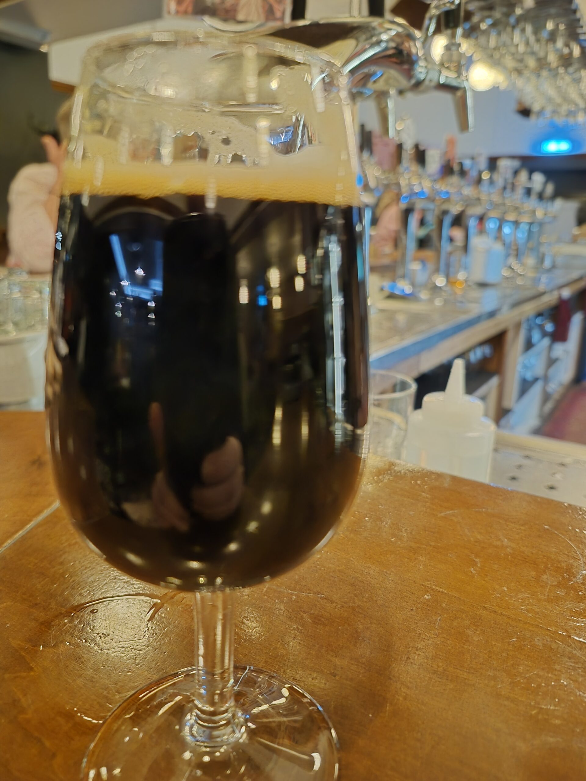 Du visar för närvarande Fwd: Blacpac Imperial stout w liquoriche & vanilla