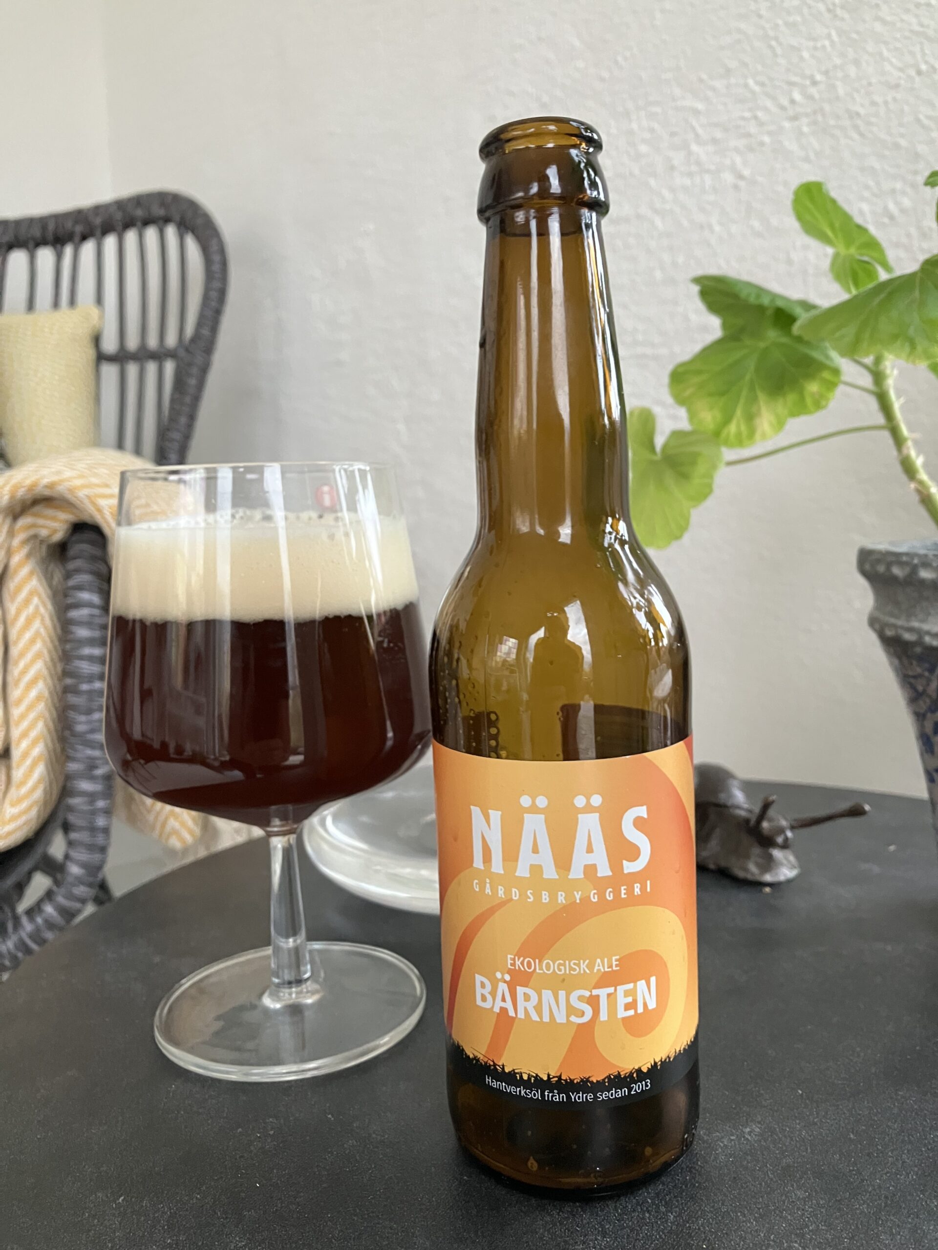 Du visar för närvarande Bärnsten ESB