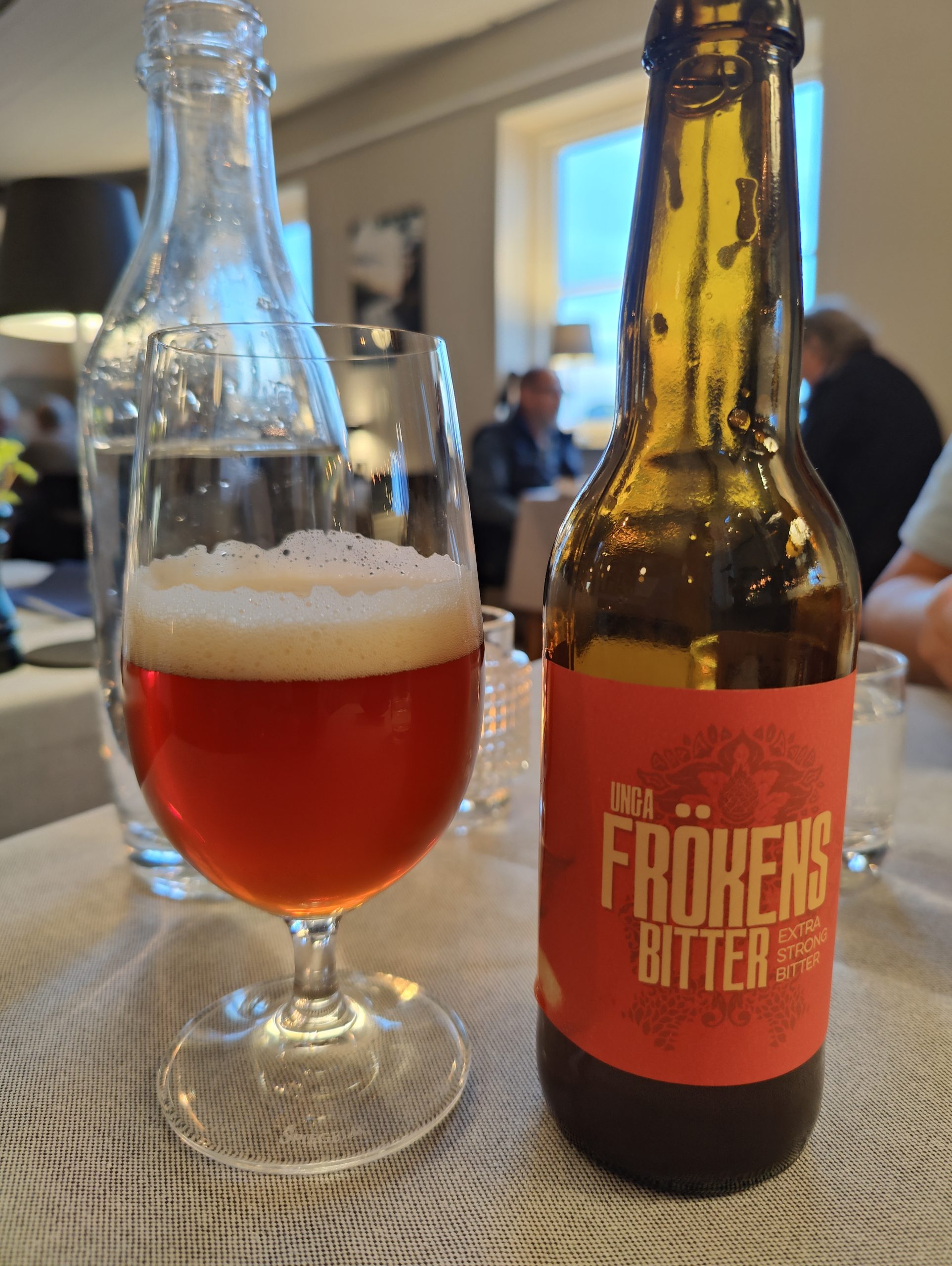 Du visar för närvarande Unga Frökens Bitter Utsikten Bryggeri